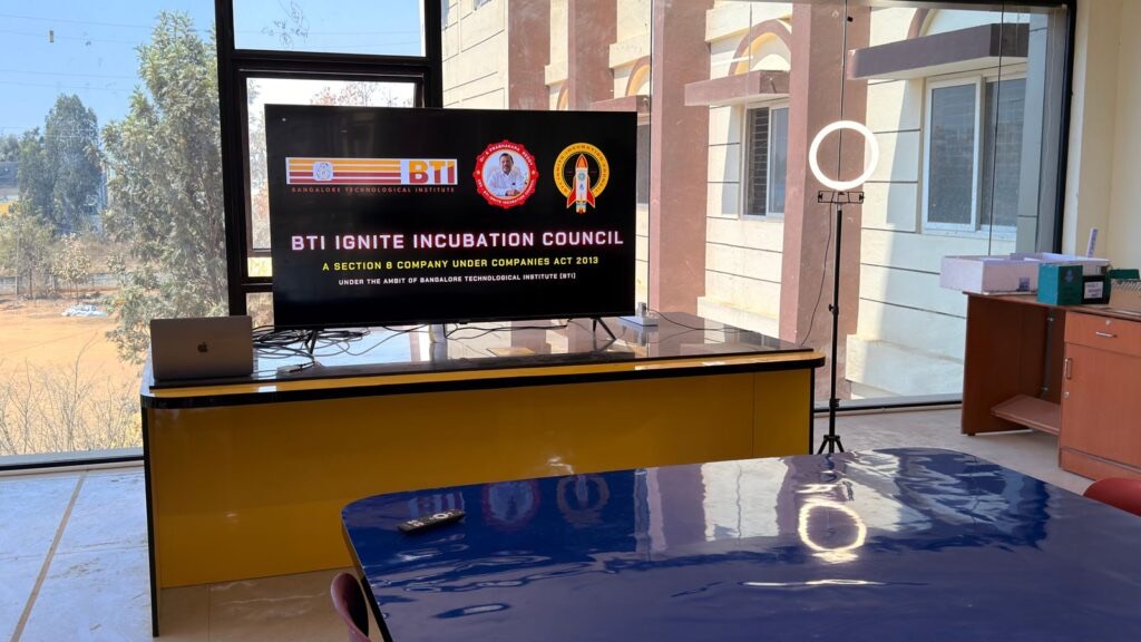 Incubation center workspace